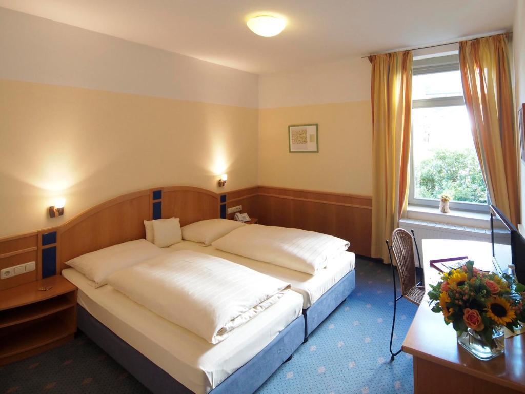 Forsthaus Bergedorf Hotel Hamburg Ruang foto